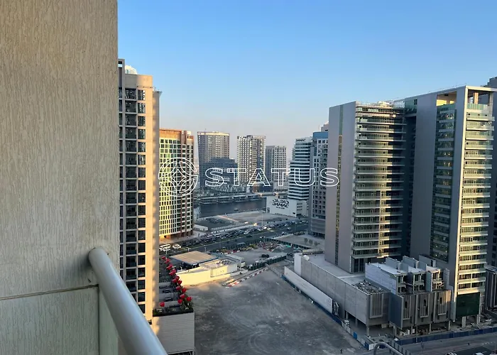 Canal View Studio - Burj Al Najoom-L15 - Near Dubai Mall